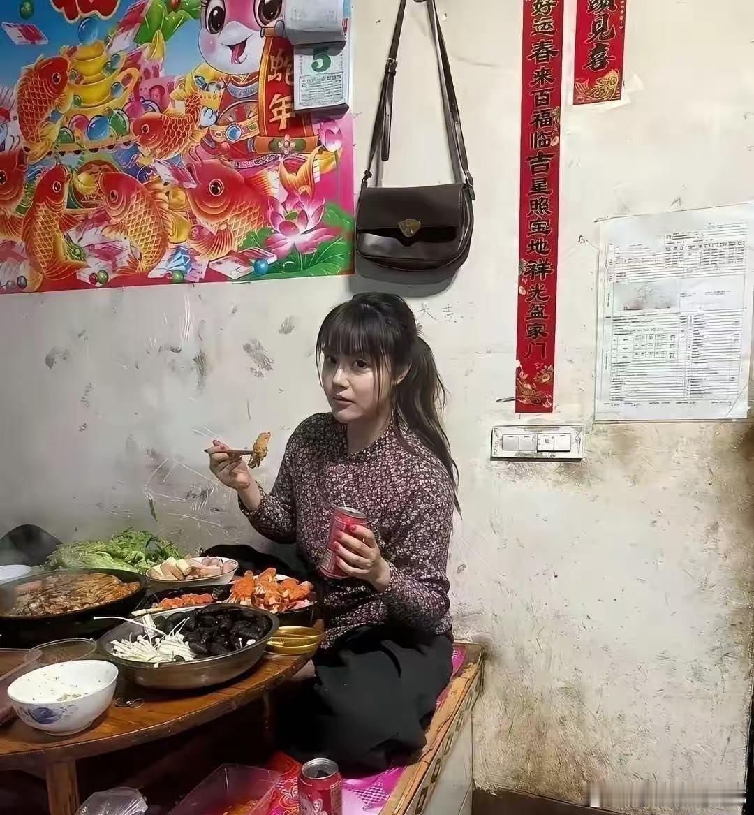 家庭条件真不一定差，看那开关 