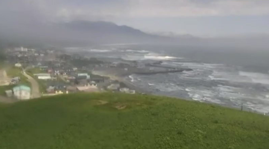 【日本气象厅：海啸已抵达北海道多个地区】#日本北海道第一波海啸到达##日本首相石