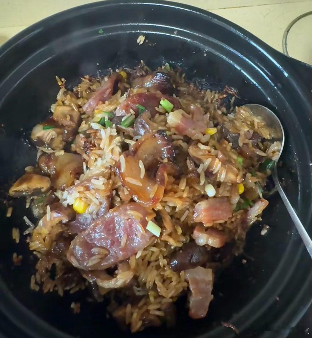 自己在家做饭反而比点外卖还贵生活不必非要硬抠某一种方式，做饭也好外卖也罢，适合自