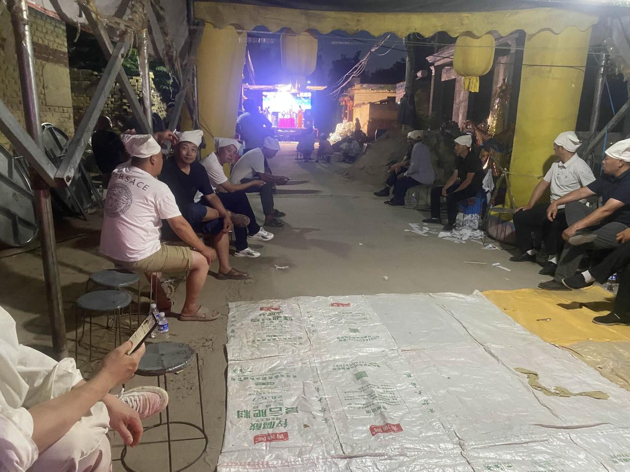 我发现，人过60岁，如果夫妻依然常为小事而争吵，多数的男人福薄命短。

至少我周