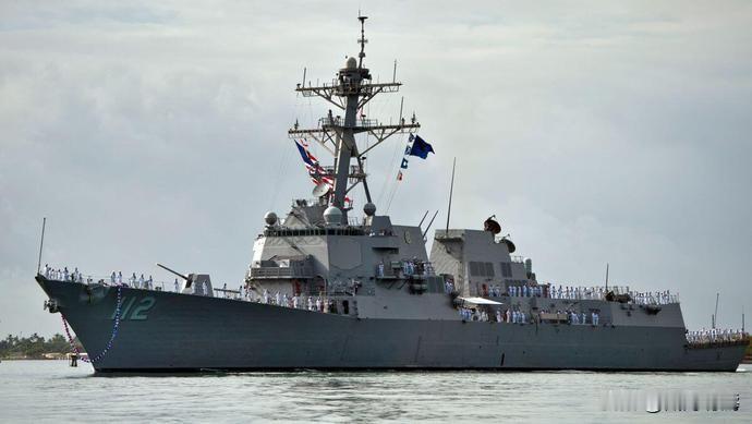 快讯：
       美伊就霍尔木兹海峡通行各执一词
 
       美方宣称