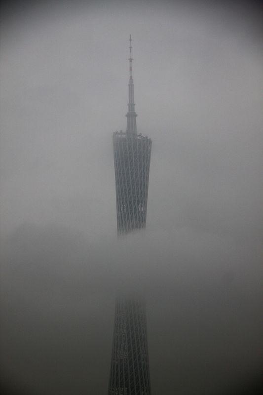 唉！广州这个天气呀[可怜]
前几天虽然高温酷暑，但好歹湿度下来了，还是比较干爽。