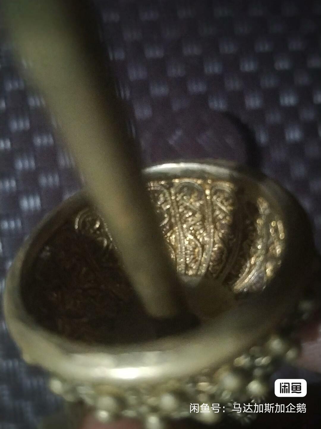 铸造精美，焊接牢固。