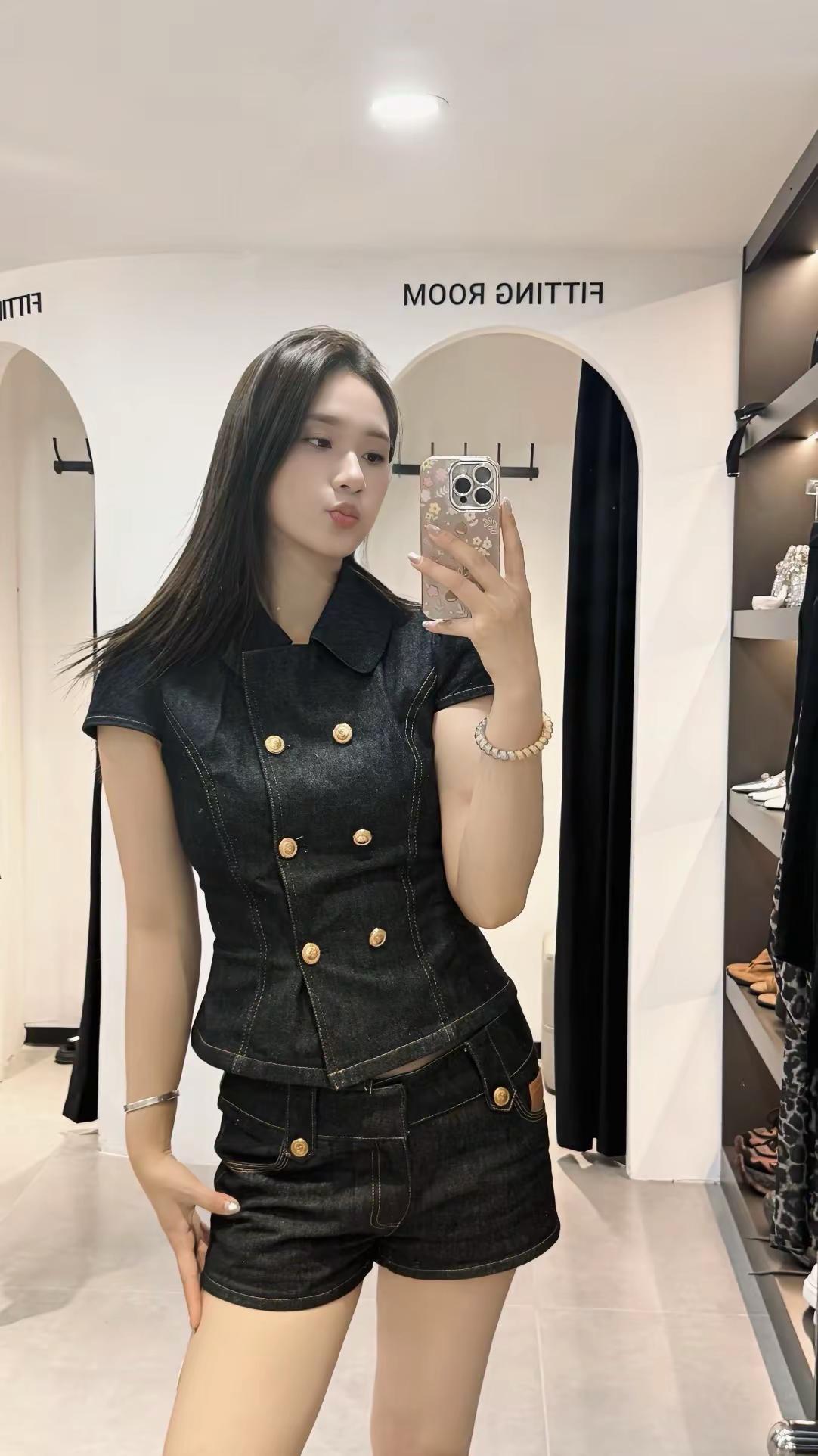 今日份高智感look