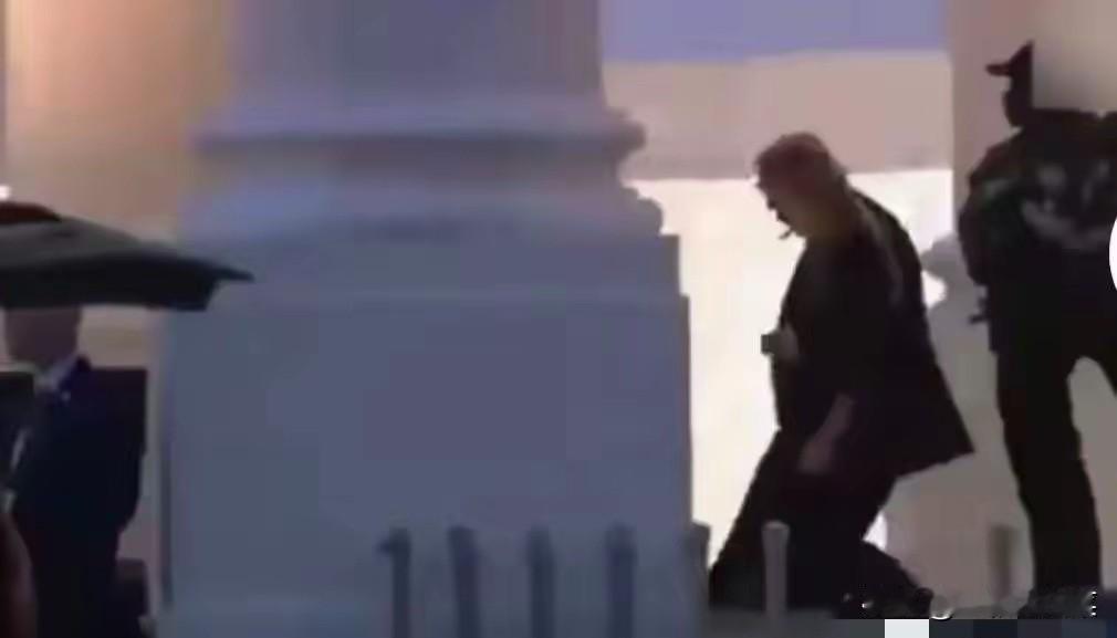 特朗普传来新消息！

4月26日金十数据和央视同步确认，白宫晚宴枪击事件刚过去不