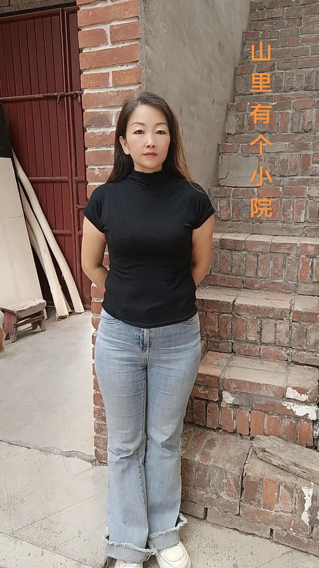 最舒服的关系，聊天懂你，说话顾你，心里装你，做事帮你，我懂你的每个眼神...