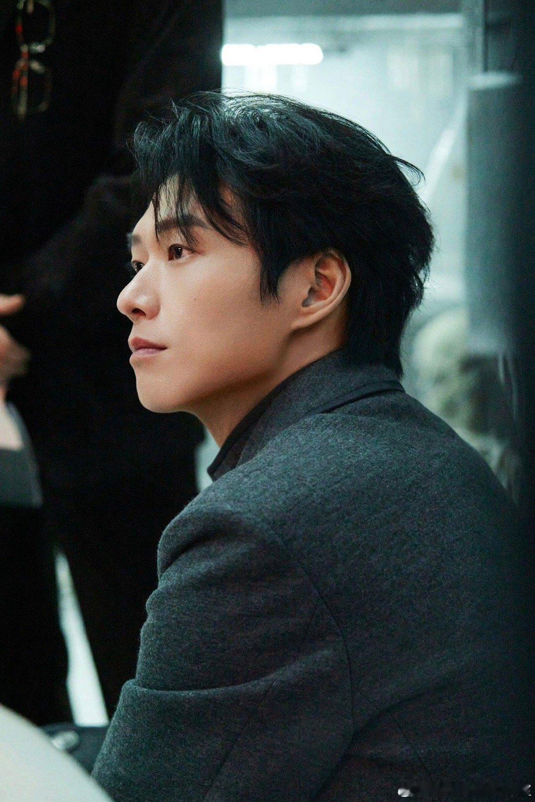 我不会放弃往大侦探捉唐僧的大侦探 十年！从第一季到现在的每一期，何老师都在！那个