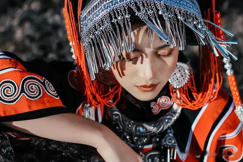 女人一生最重要的男人，既不是丈夫，不是父亲，也不是儿子，而是她自己的内在力量化身