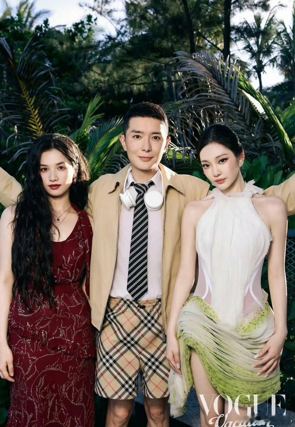 Vogue大合照来啦，刘冲和张婧仪、宁艺卓  还有他跟宁艺卓、宋茜的 ​​​