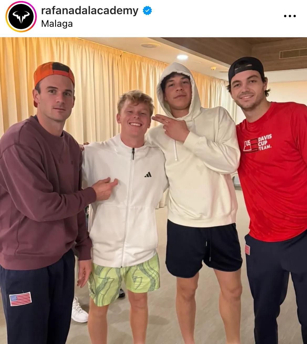 纳达尔网球学院的学员成为参加戴维斯杯的美国队的培训。很好的一次学习锻炼的机会。说