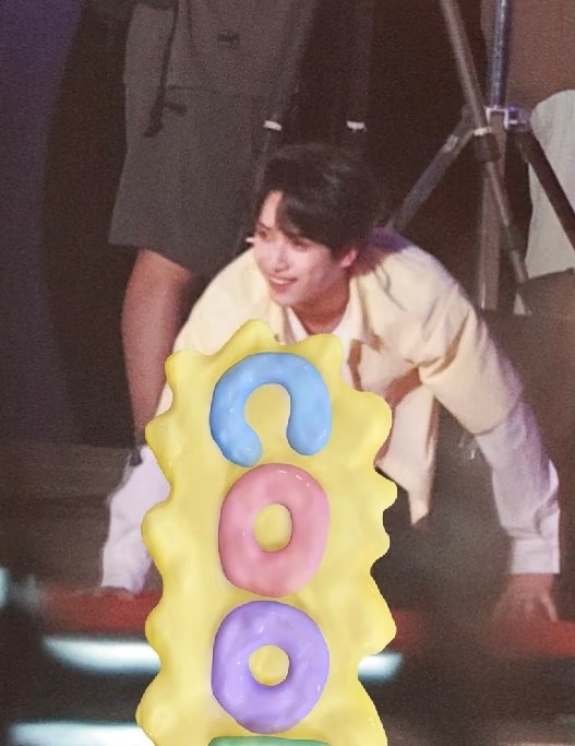 爬着进场哇 给我浩翔来点体面点的呗 