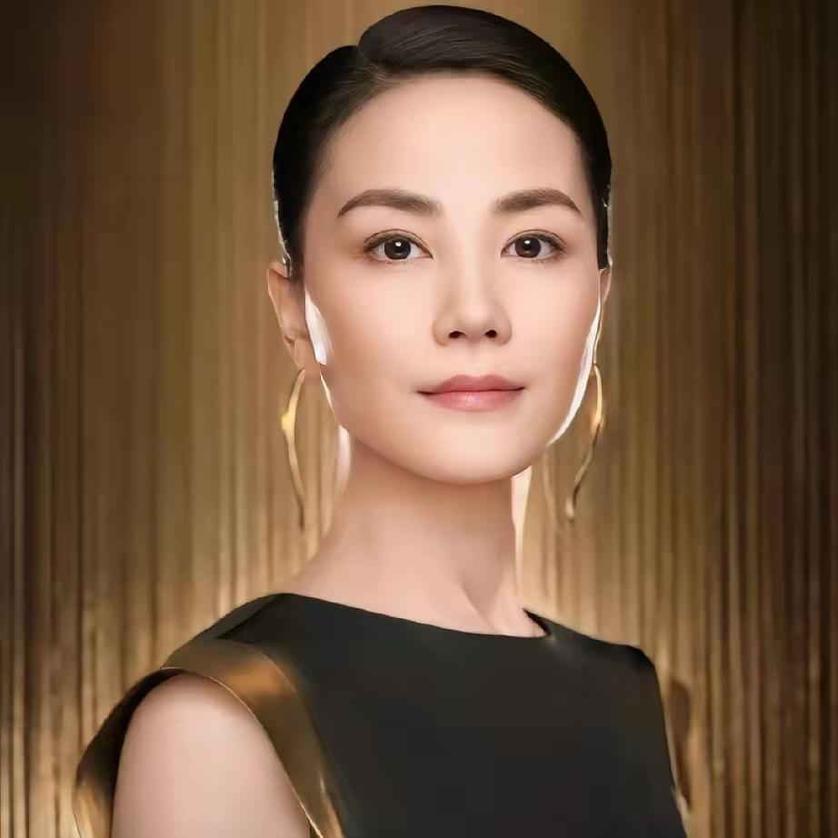 果真被我猜中了，
王菲要再封神了，
在2026春晚众星云集的情况下，王菲仅凭一支