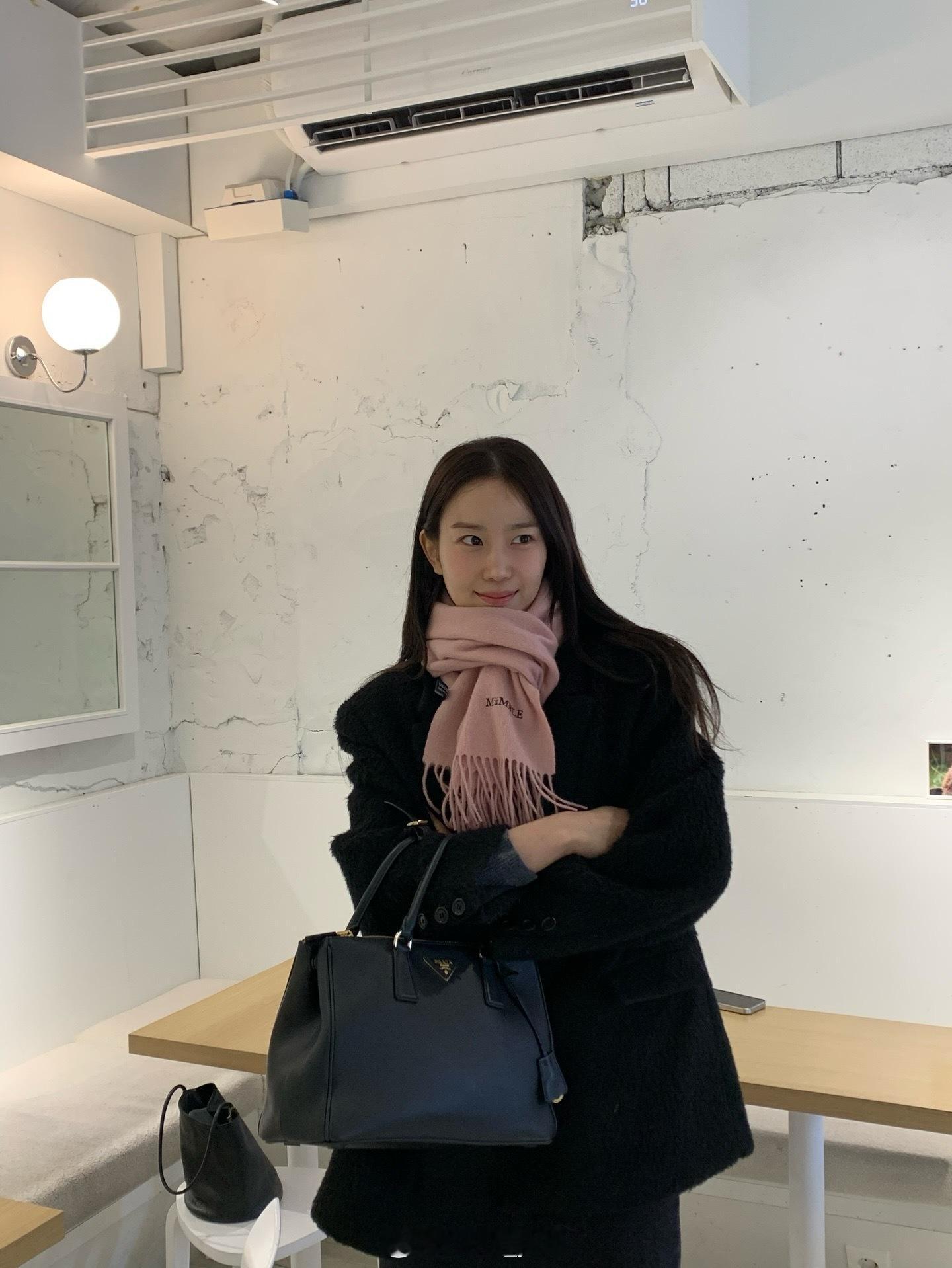 看起来好舒服张姬领 