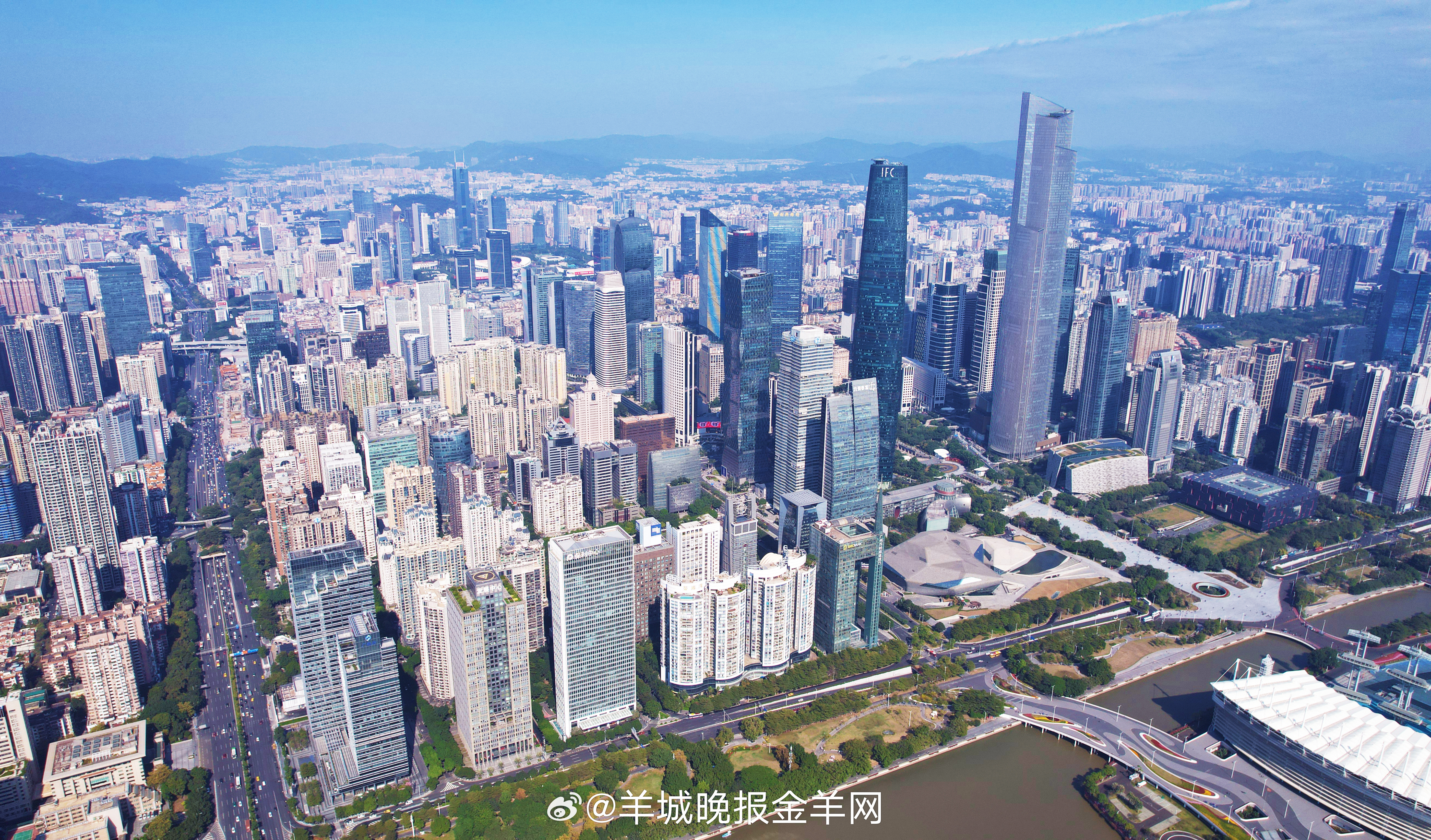 #早安#放平心态、稳住节奏，在平凡的日常里踏实做事，在前行中慢慢沉淀。 ​​​