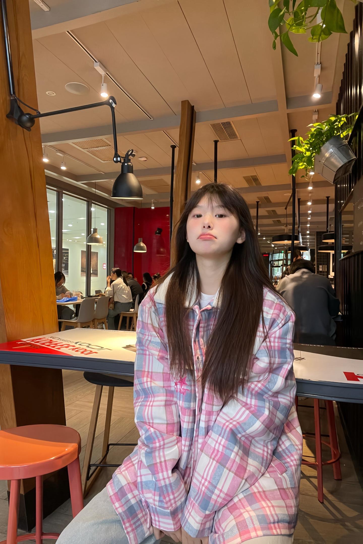 我知道 你总是用抽象掩饰自己的敏感和脆弱。