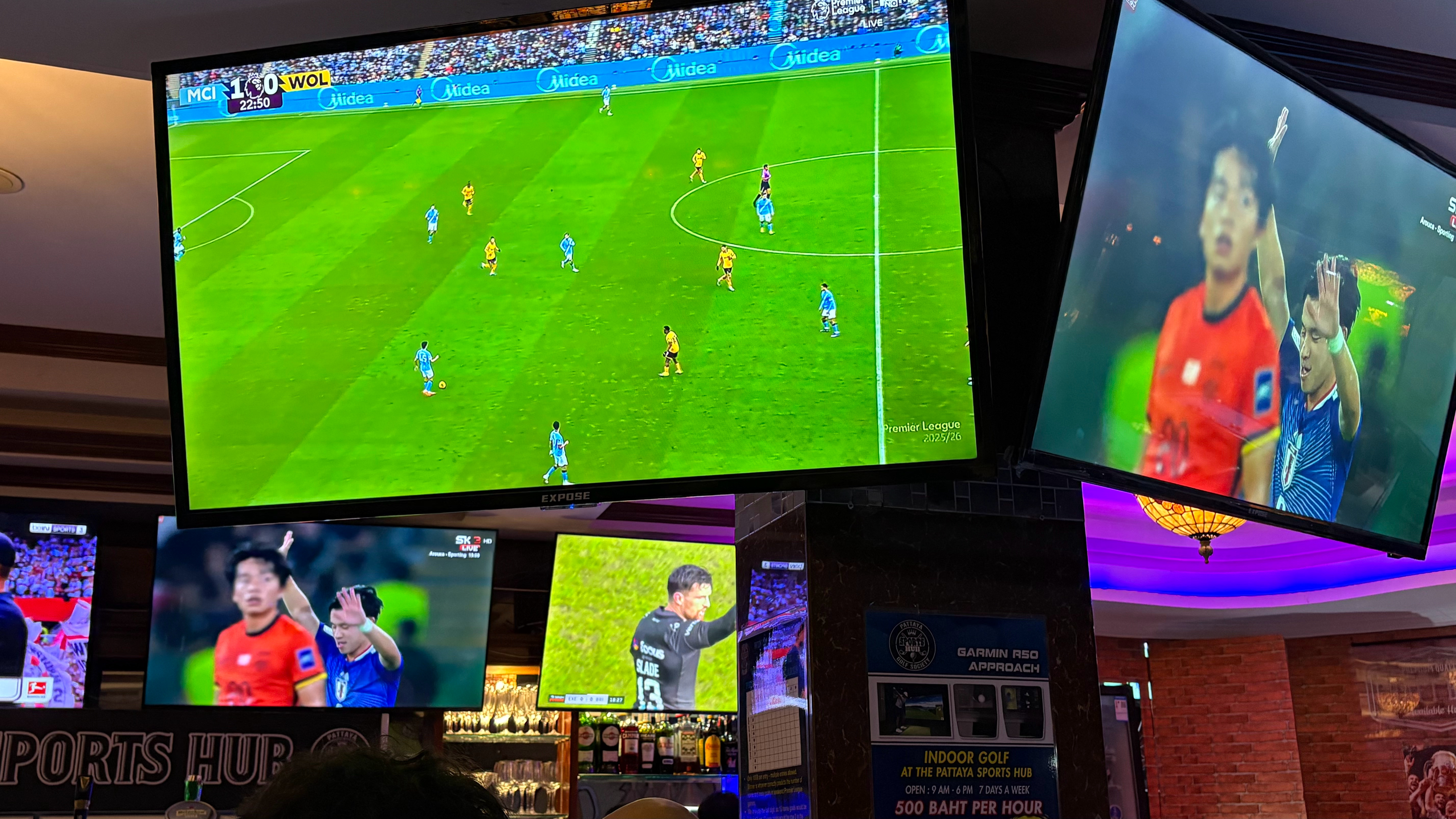 U23国足vs日本我们几个中国网友临时攒个局，找了家芭提雅愿意给放U23决赛的足