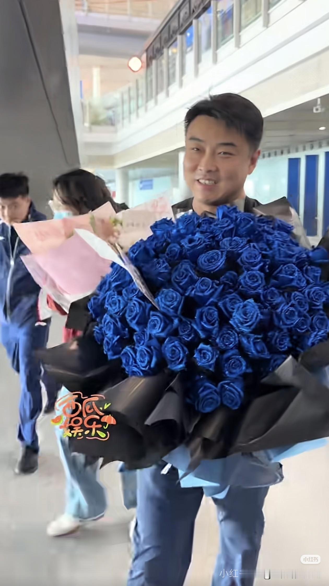 有大胖这样的勇将
教练组不知道该开心还是想打人[呲牙]
