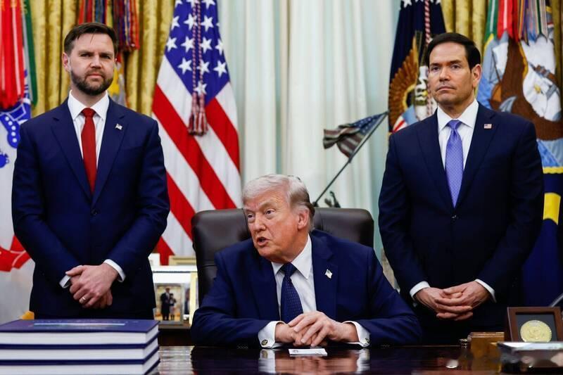 谁是2028接班人？特朗普点名万斯、鲁比奥“联手出战白宫”海外新鲜事 美国总统唐