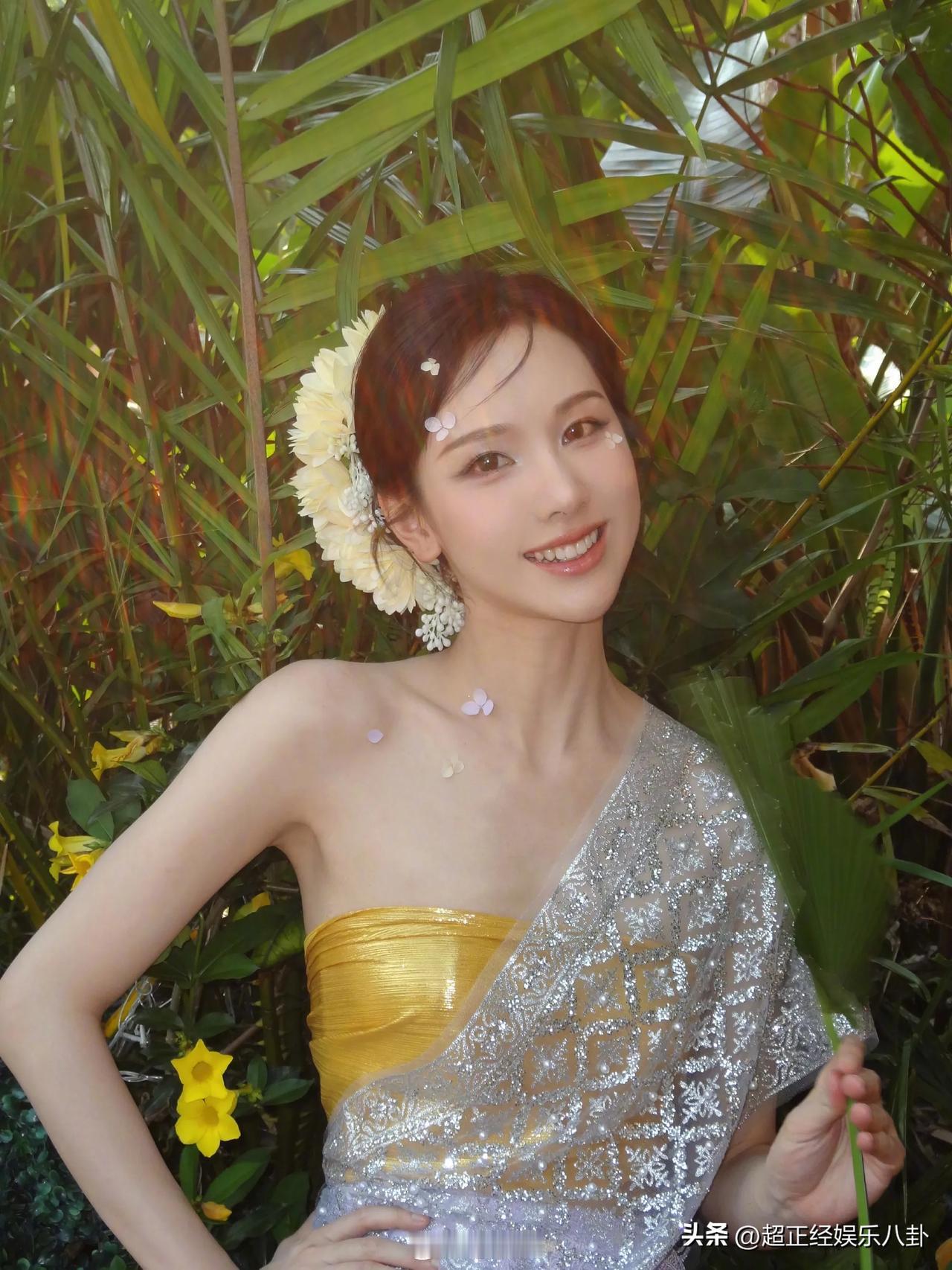 嘟嘟真是落入凡间的精灵啊😦

演员陈都灵521在微博上发布了6连张，她原来的嘟