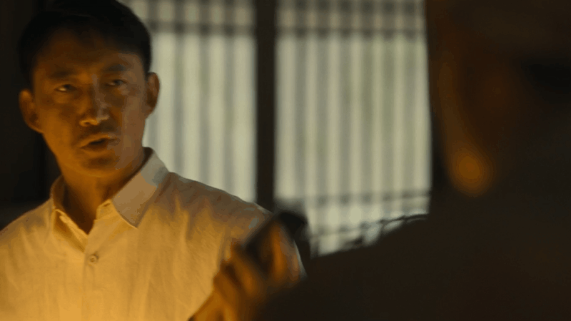 演技好到面相都变了 丁玉娇后期的眼神完全不一样，少了青涩多了沧桑坚韧，连面相都成