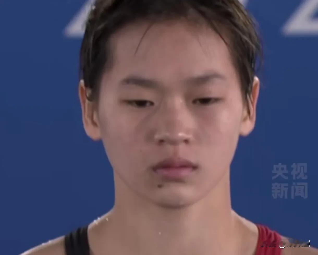 不能因为全红婵是冠军，就对他周围所有与她沾边的事，很是苛刻！
有网友买了全红婵家