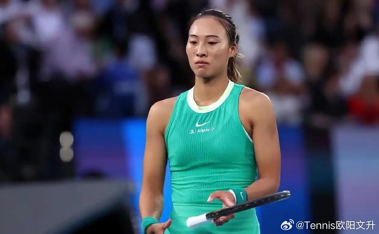 郑钦文vs鲁季奇🇨🇳郑钦文4-6🇭🇷鲁季奇先丢一盘中国网球