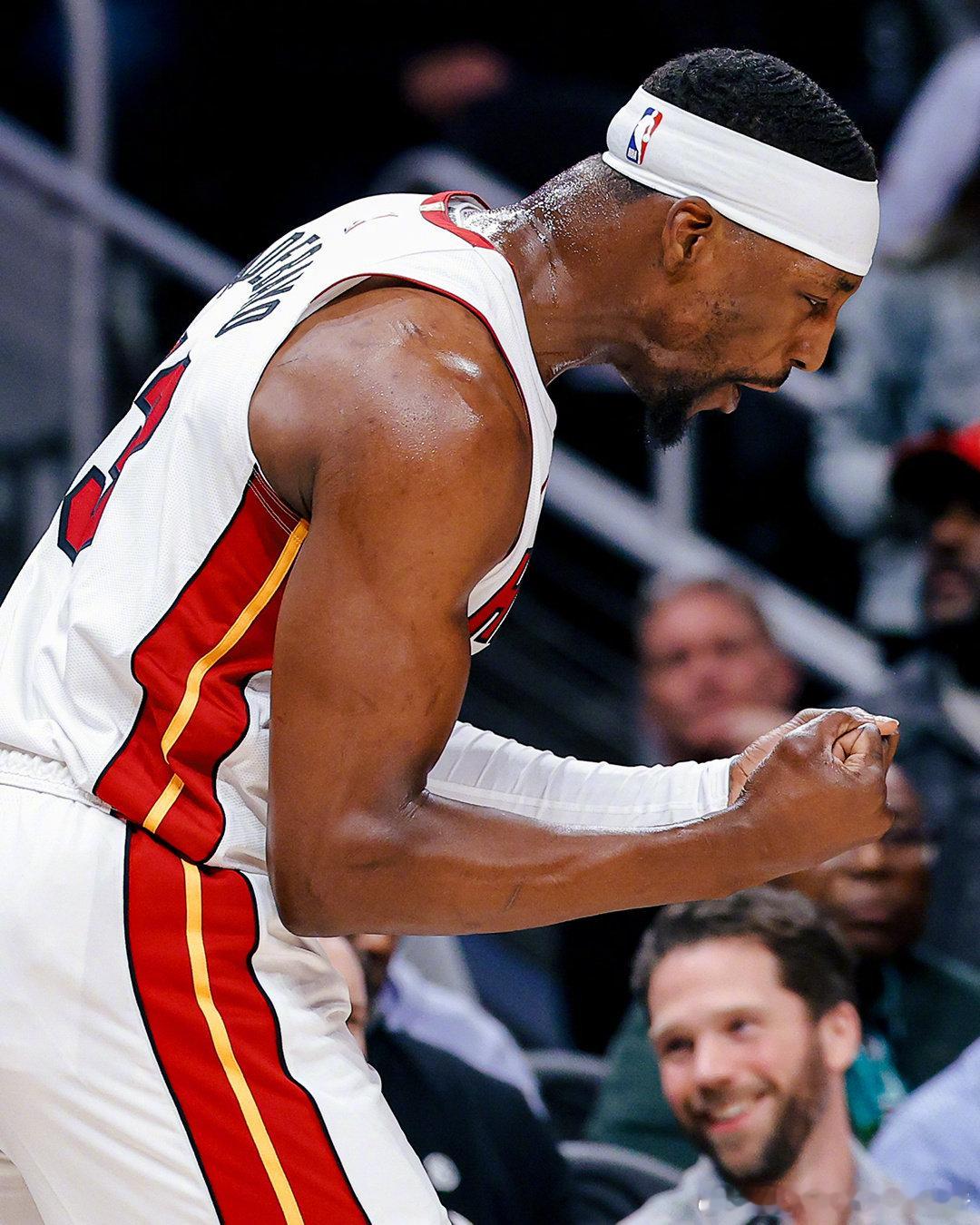 热火已经在过去9个客场中赢下7个！热火战胜老鹰迈阿密热火  cr：迈阿密热火 