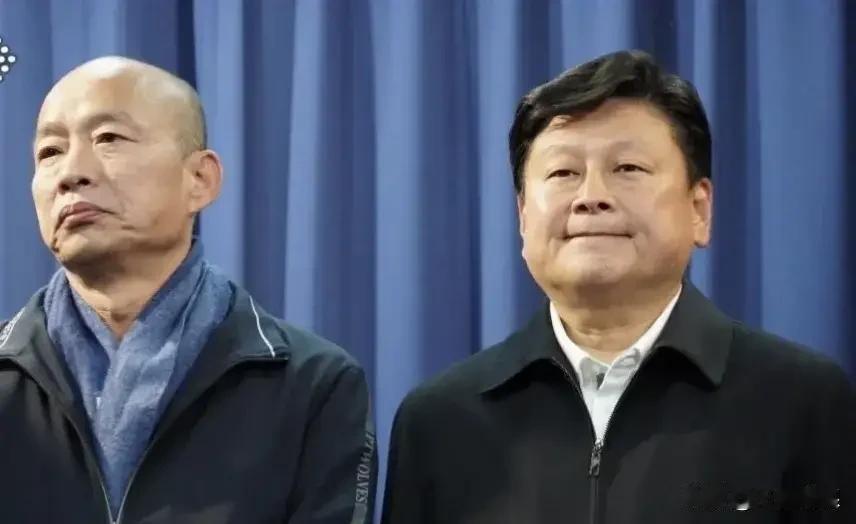 韩国瑜瞧傅崐萁不满意，国民党党团一手遮天，一人不到，协商成空;

傅崐萁瞧韩国瑜