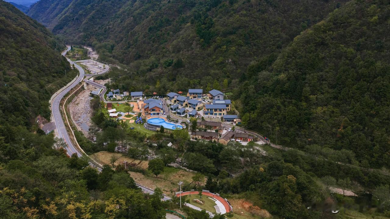 冬晓·寻溪里｜藏在金寨山野里的皖美金宿🌿

来六安铁冲乡，一定要打卡这家治愈满