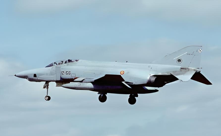 美国RF-4C“鬼怪Ⅱ”侦察机

RF-4C“鬼怪Ⅱ”（Phantom Ⅱ）侦察
