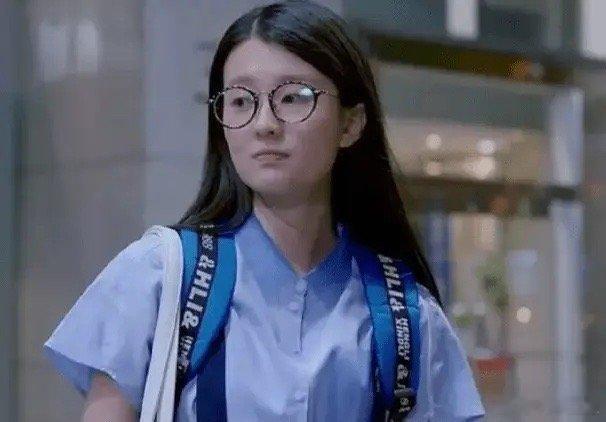 #疑似乔欣结婚#不管是真是假，都要祝福我们的关关[送花花][送花花]祝你天天开心