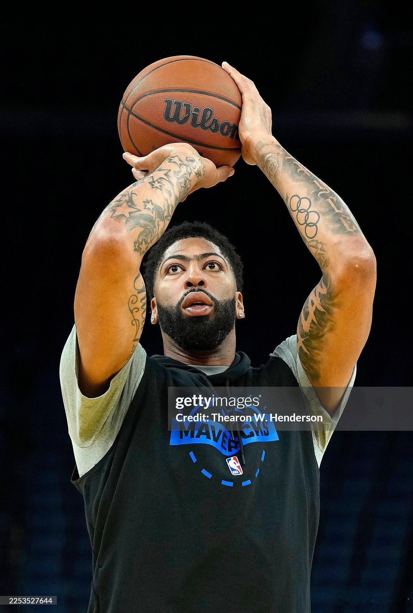 MFFL 伤病报告：常规赛第34场vs开拓者。戴维斯（右腹股沟拉伤）50%可能性