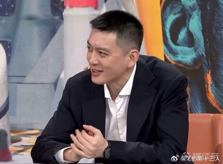 龙虾（OpenClaw人工智能软件）评价杨鸣指导解说水平：杨鸣的解说水平可以概括