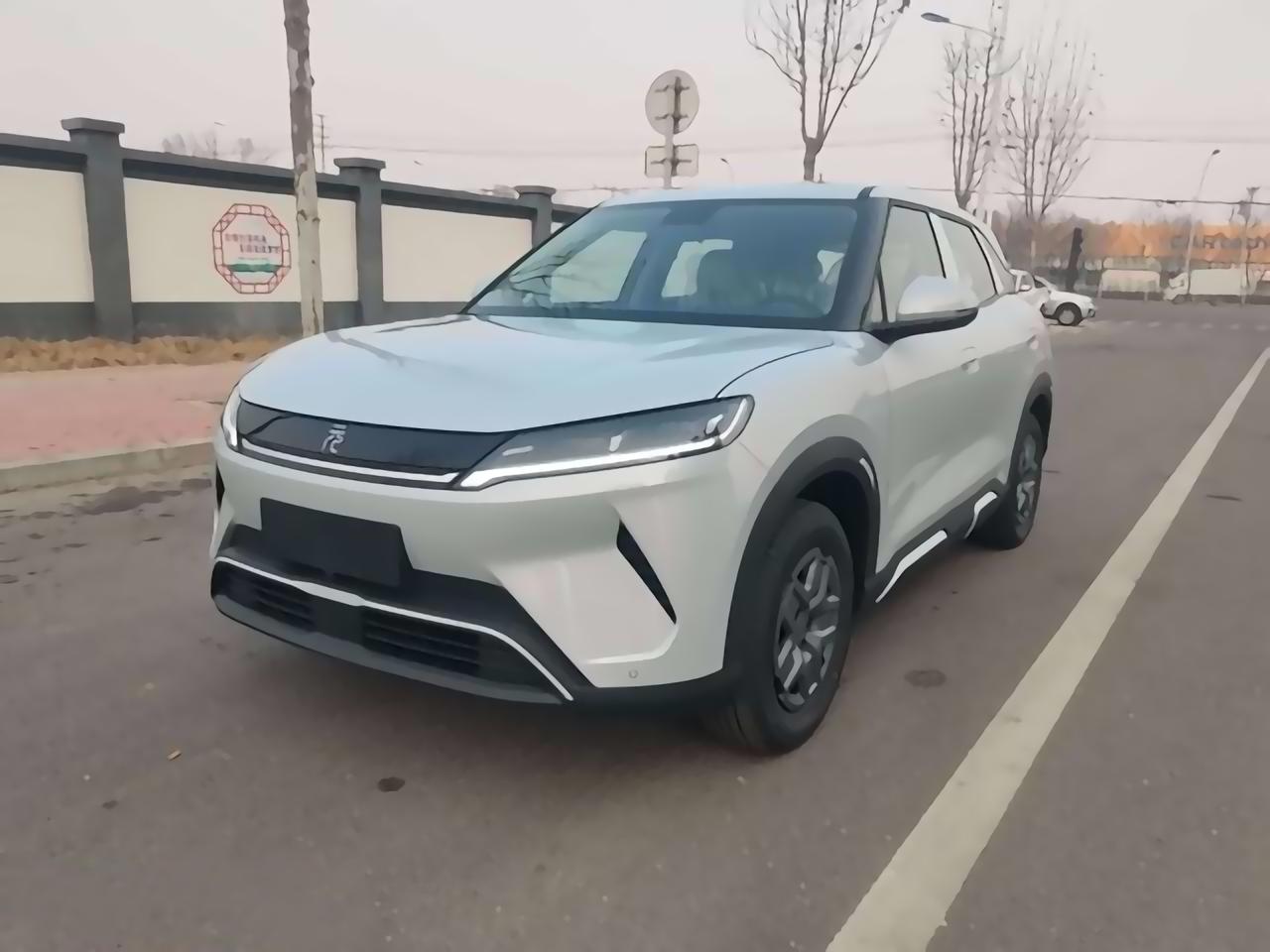 想买二手元UP跑跨城，香吗？
🛣️最近元UP热起来后，我看不少人把它想象得挺全