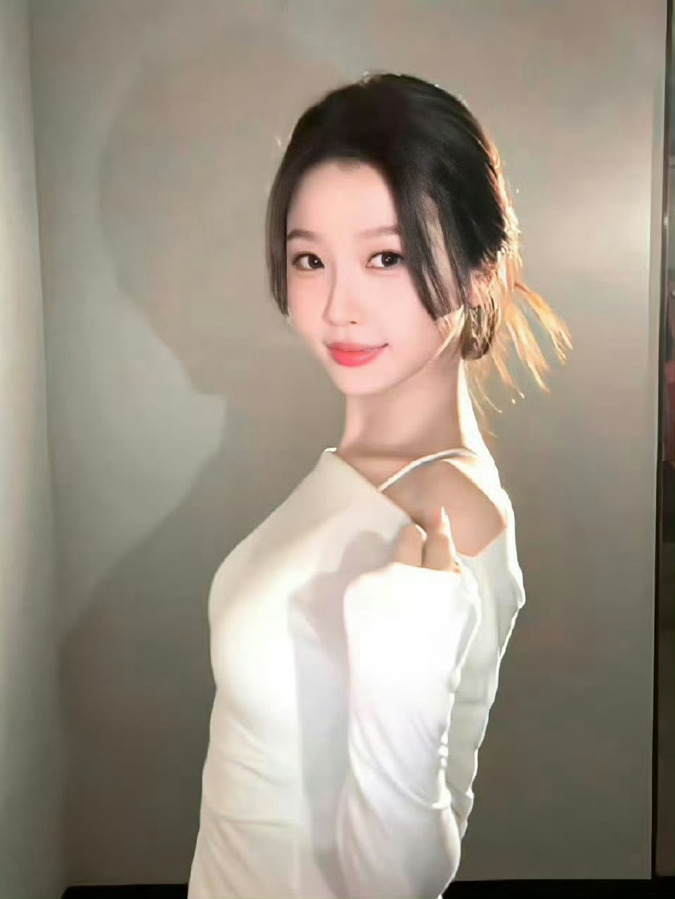 虞书欣夹心摇轻轻松松破百万，欣欣子好牛🐮 ​​​