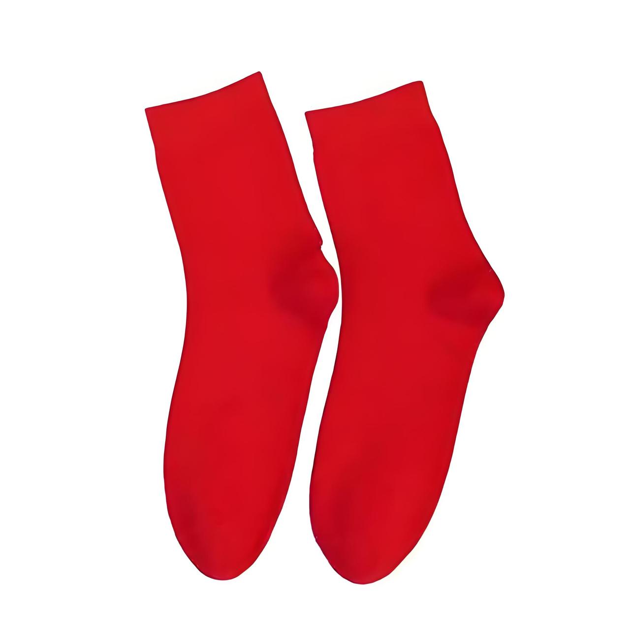 内裤和袜子到底能不能一起洗，这事儿还挺有争议。从卫生角度讲，不太建议混洗。内裤接