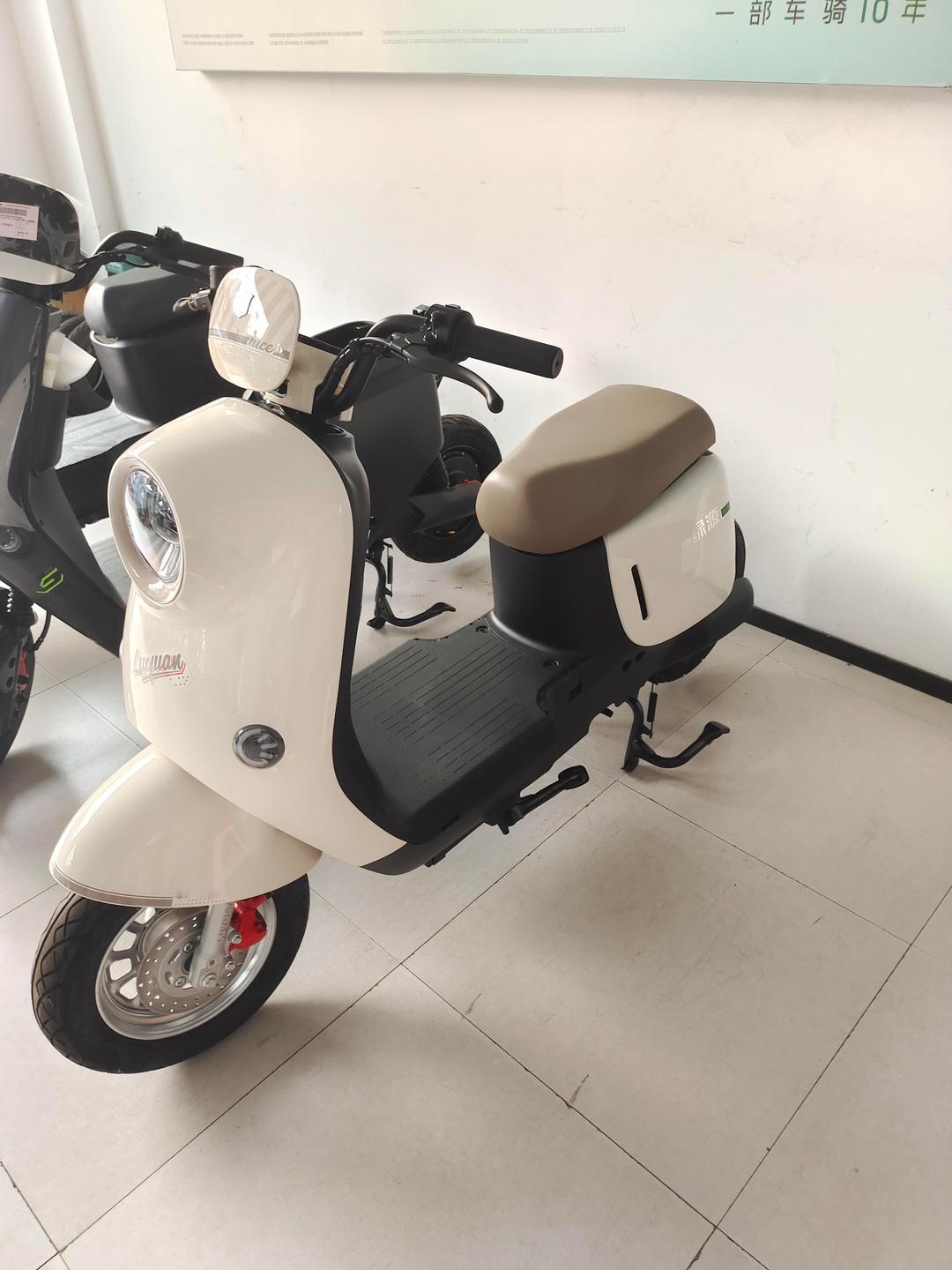 本来想着买辆电动车，平时上班通勤、早上送孩子上学，出门买菜啥的都方便，这下可倒好