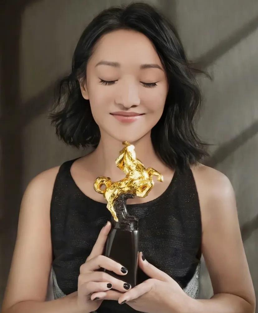 周迅，大花最后的三金影后提名
2018年金马+金像影后双提

同时也是大花最后的