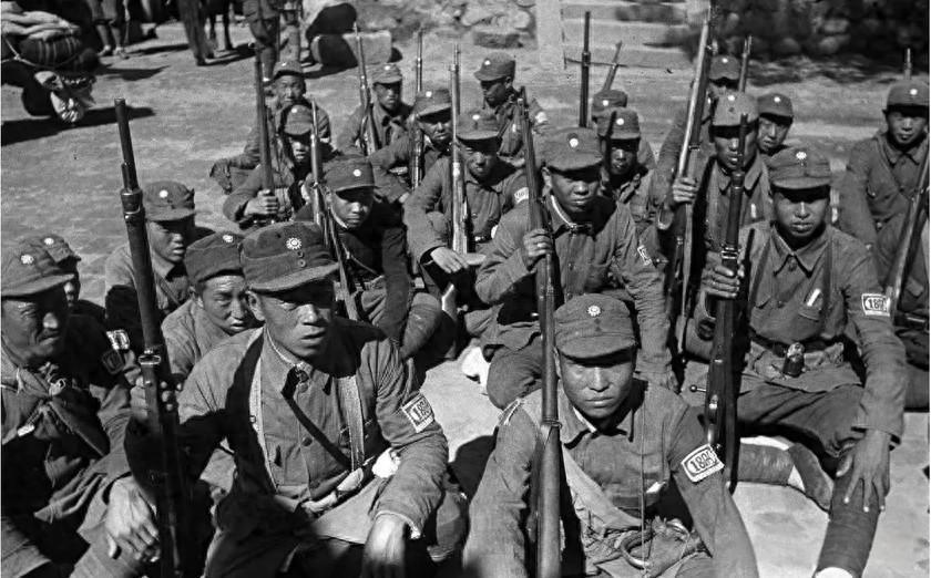 八路军血战3天3夜，仅干部就牺牲40多人，惨烈程度前所未有。
 
这一仗发生在1