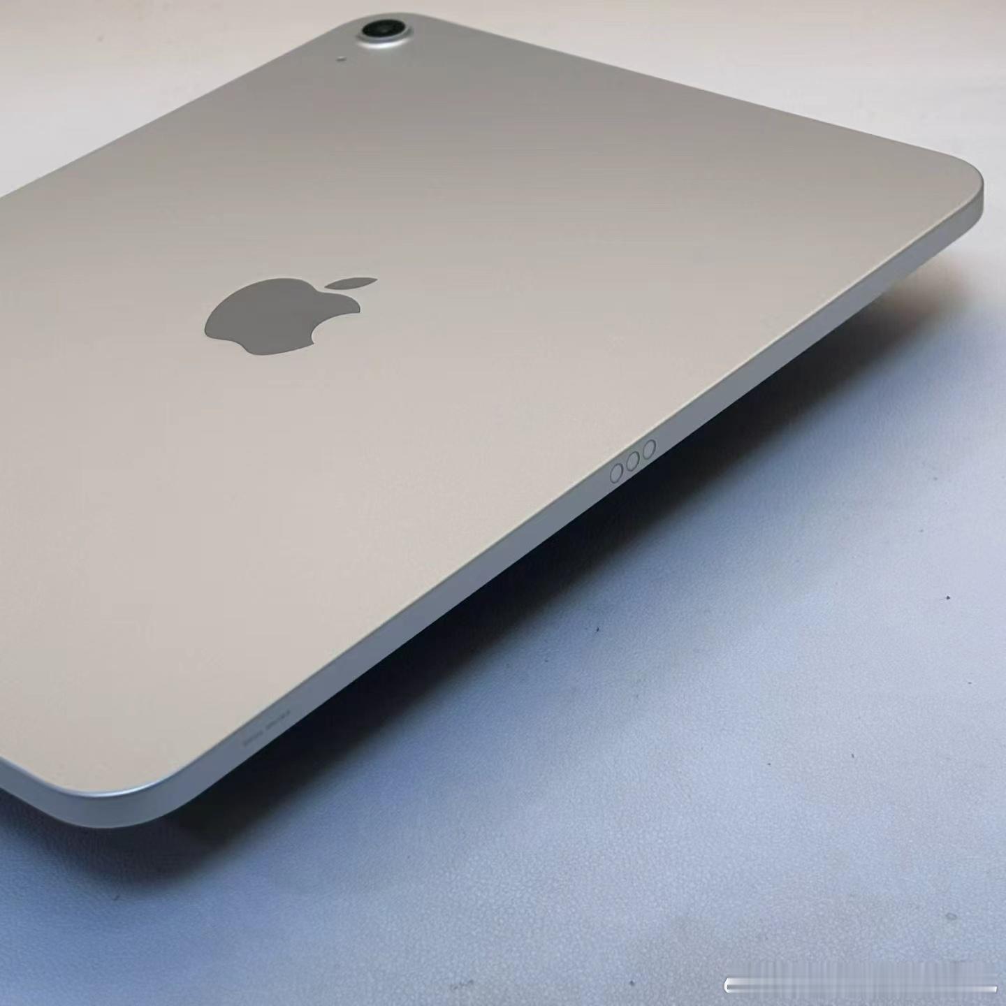 iPad11-128G行白色Wi-Fi，国行 完美98新，电池98%，联保202