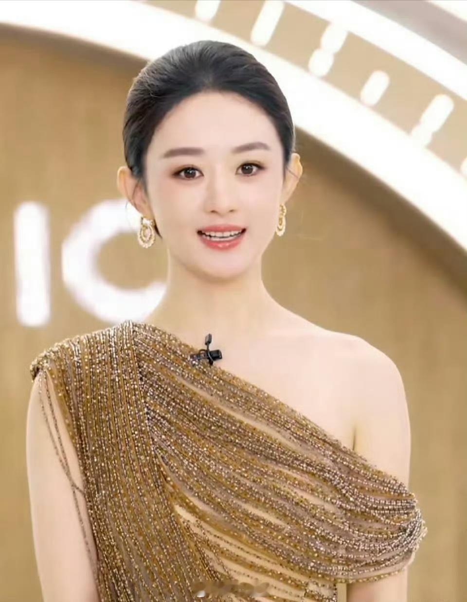 赵丽颖直播赵丽颖今日直播状态好绝呀！真美[么么哒] ​​​