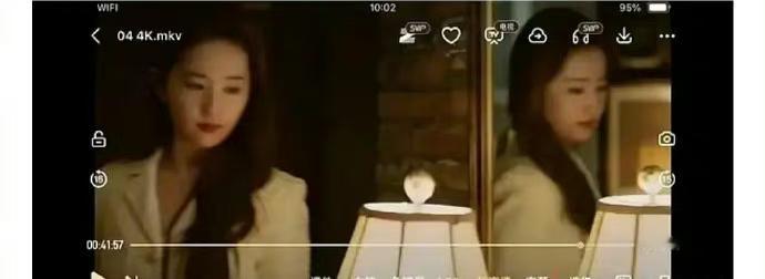 刘亦菲剧里不会真是一帧一帧p的吧？和镜子里明显不一样 ​​​