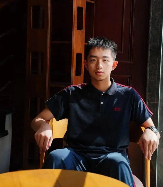 全国唯一！浙江少年高考数学150分满分被清华录取，老师激动到跳起来，他本人却淡定
