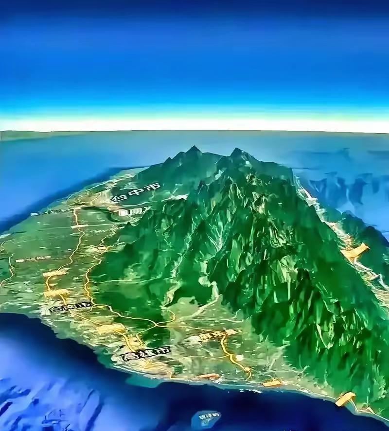 “当年美军打硫磺岛，被日军挖空山体坑惨了，现在台湾要是把山掏成‘马蜂窝’，解放军