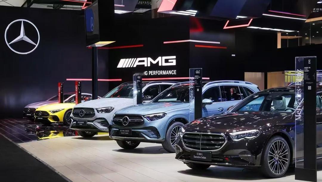 新年第一天就收到奔驰的“特殊提醒”，这谁顶得住啊！
2026年1月1日，奔驰紧急