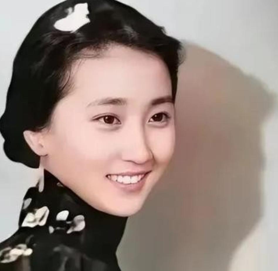 钱学森36岁没结婚，干妹妹给他介绍对象，他却说：要不你嫁给我吧，蒋英委婉的拒绝：