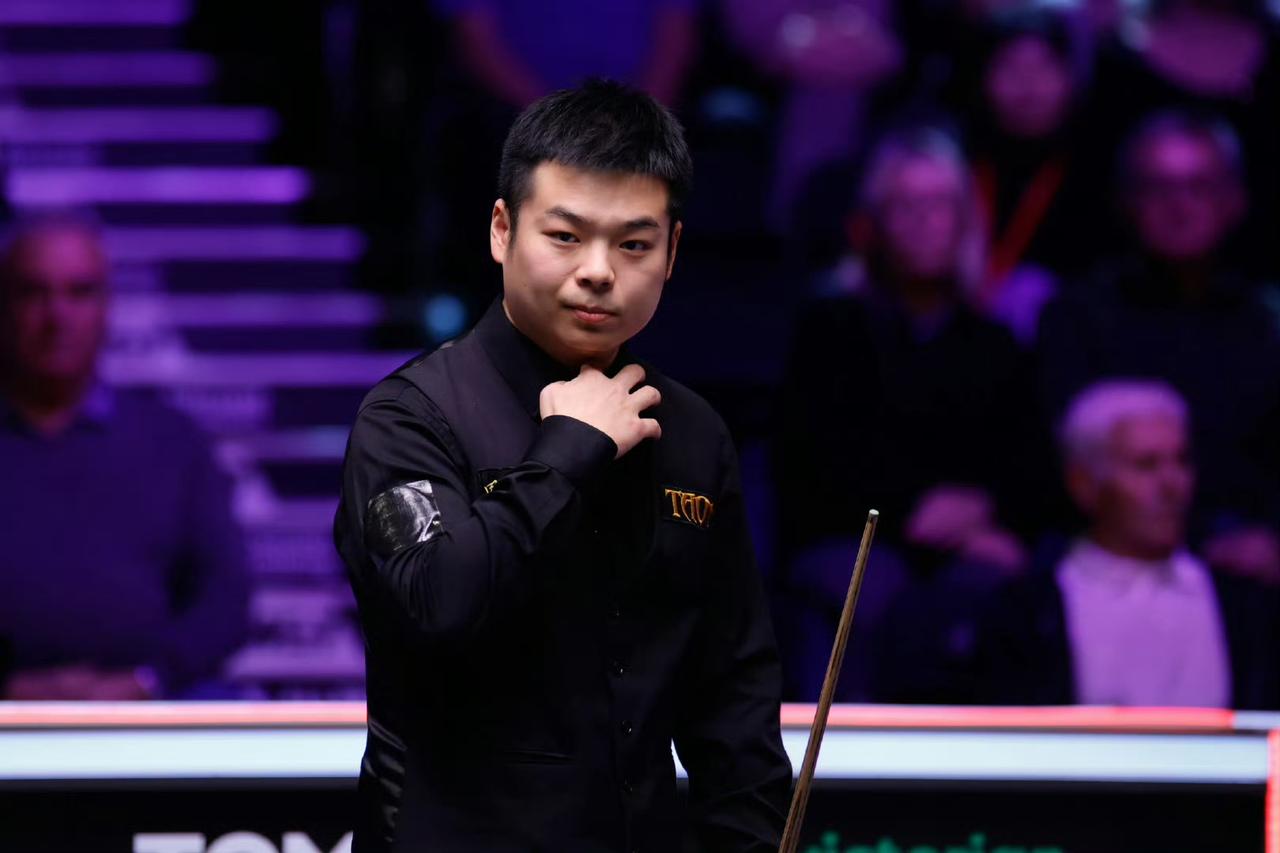 中国球员将无缘英锦赛四强!？
12月5日，斯诺克英锦赛16进8轮次全部结束，八强