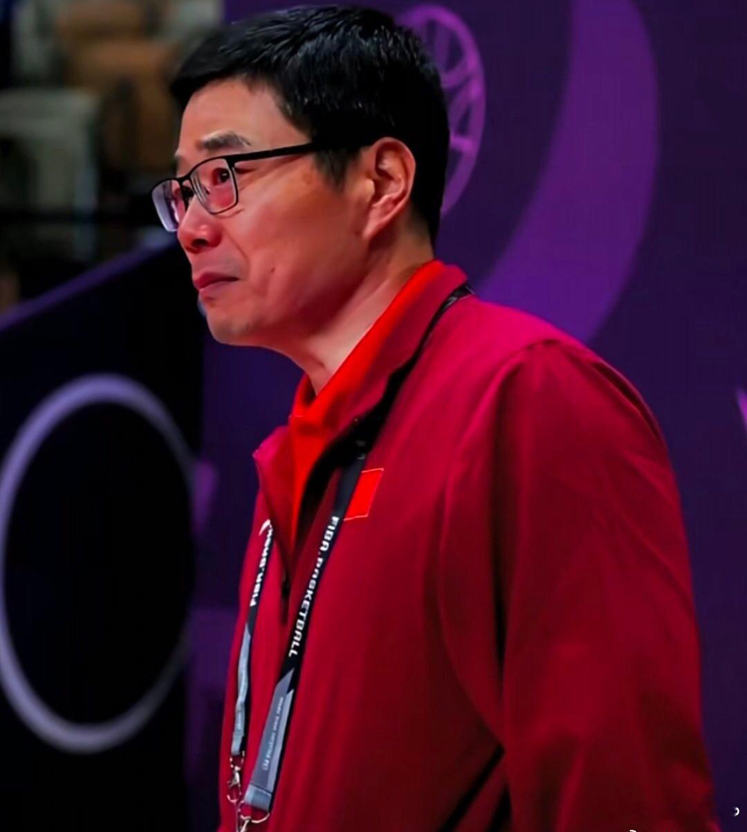 篮协主席郭振明说，自己在男篮亚洲杯跟队的17个日夜后，觉得这支中国男篮算得上是新