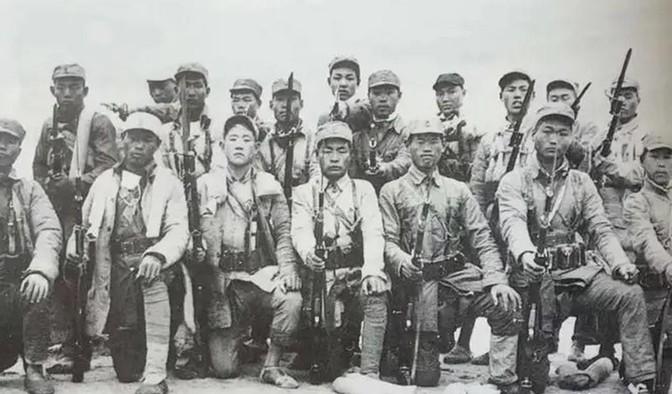 1938年，王必成问罗维道：＂有个任务交给你，带人袭击南京，你敢不敢？＂罗维道说