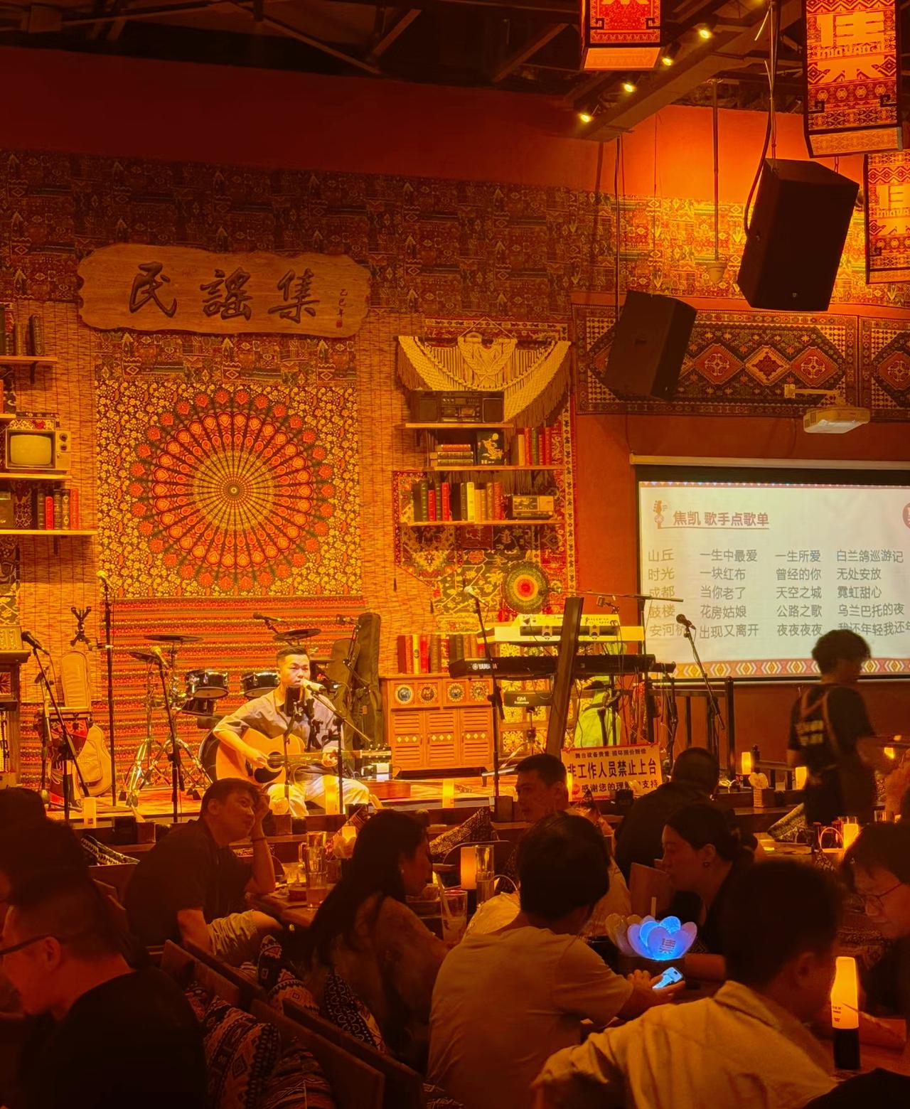无锡夜生活新地标！！好有氛围啊啊啊！！